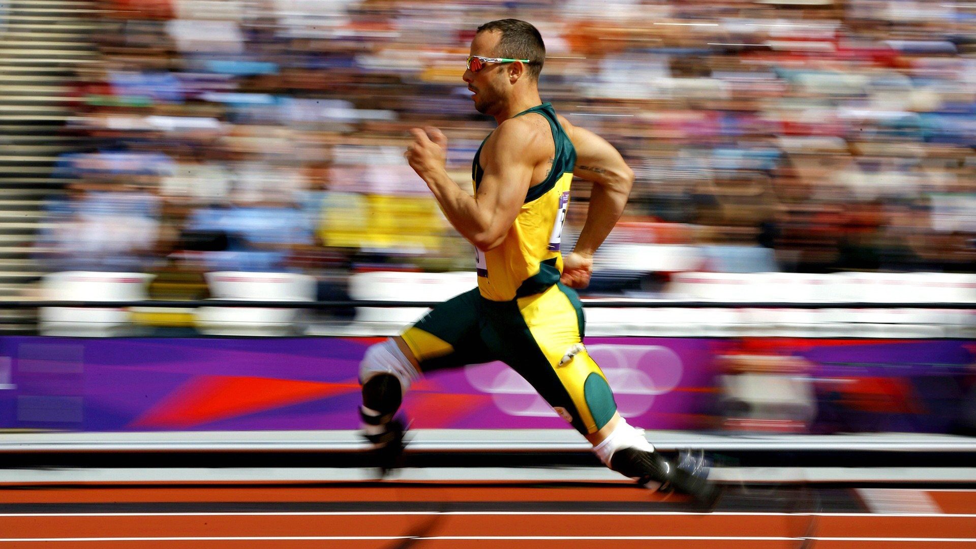 湖人在逆境中坚持，季后赛能走多远？，湖人季后赛还有希望吗